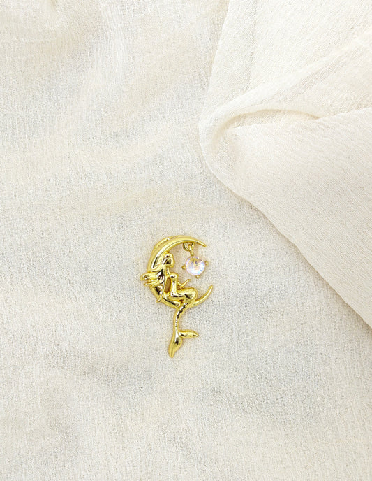 Gold Moon Bow Crystal Necklace