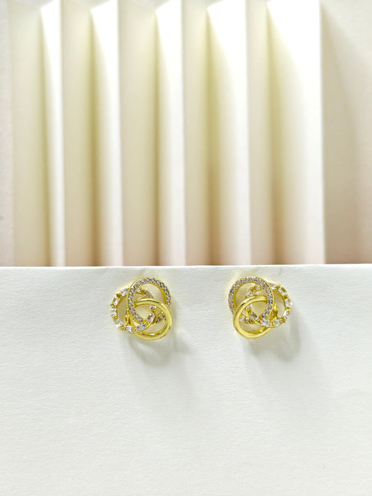 Front view of earring