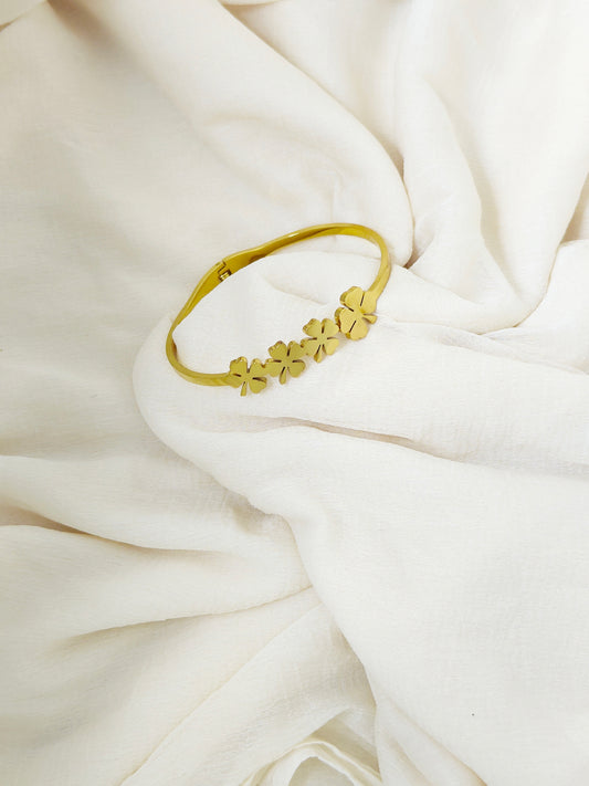 Gold Quad Clover Charm Bangle