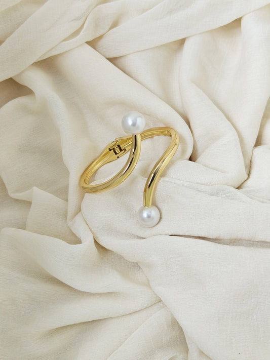 Gold Pearl Double-Ended Open Bangle