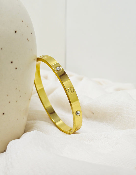 Gold Crystal Clover Line Bangle