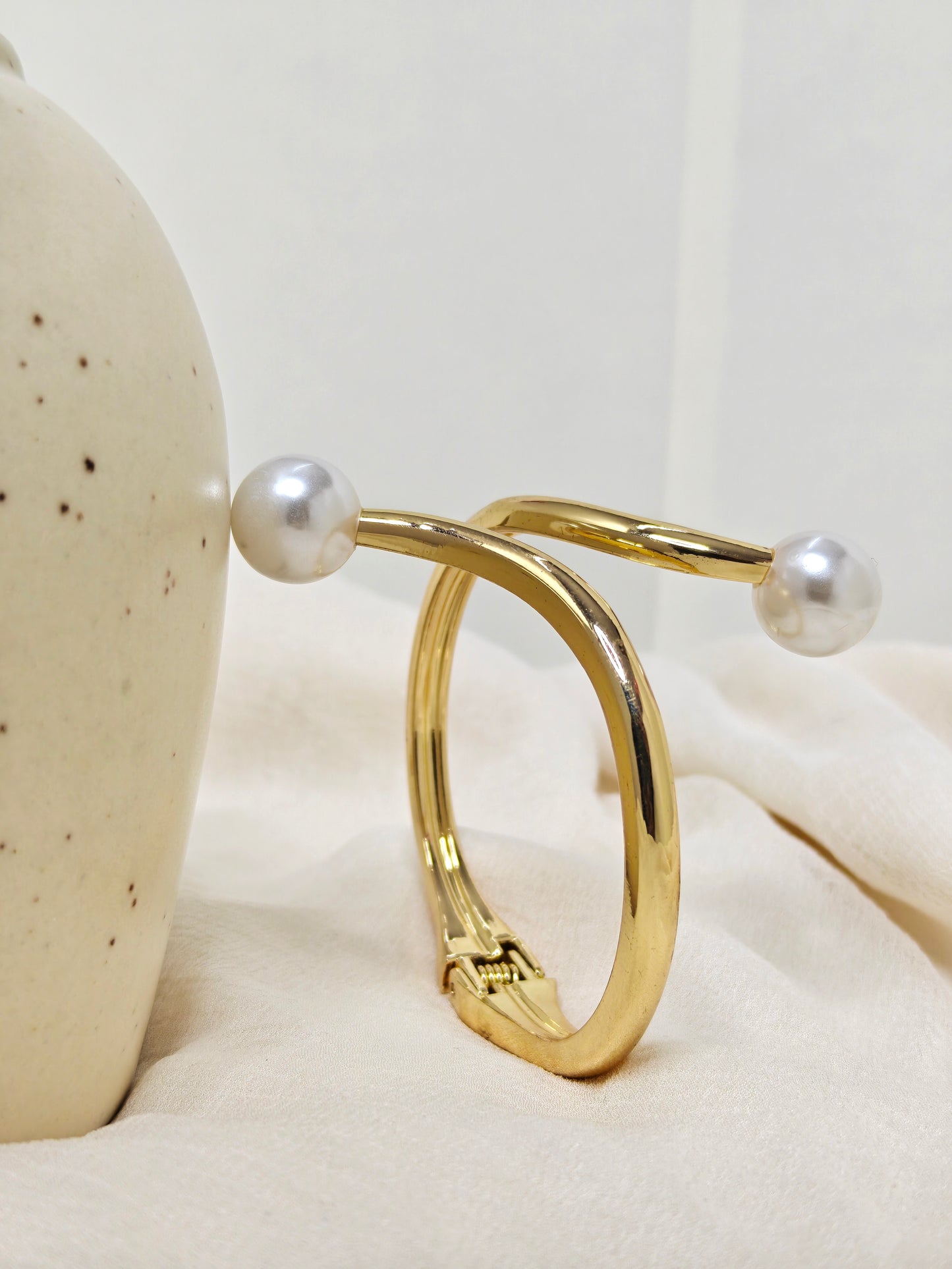 Gold Pearl Double-Ended Open Bangle